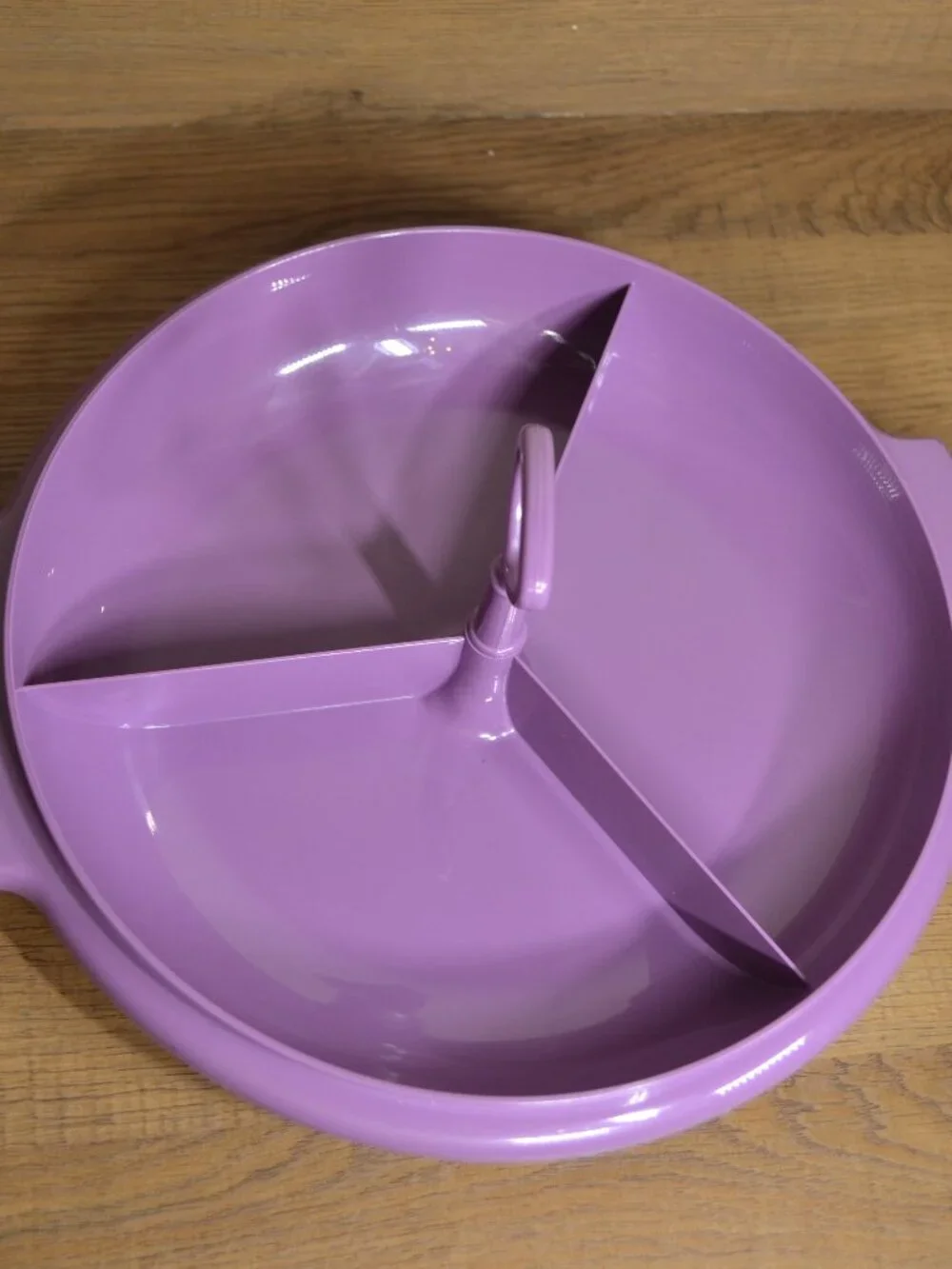 Vintage Tupperware 608-4, Purple Suzette Party divided tray‎ with lid & handle